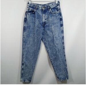 Chic acid wash vintage mom jeans